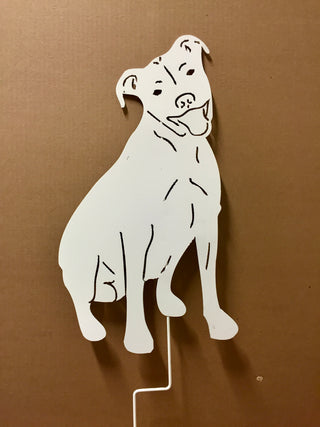 Estatua de jardín de pitbull o arte mural con forma de perro