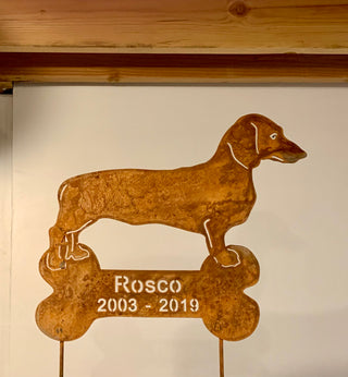 Statue de teckel ou décoration murale pour chien