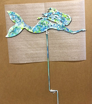 mermaid garden statue