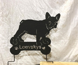 Estatua de bulldog francés o arte mural con perro