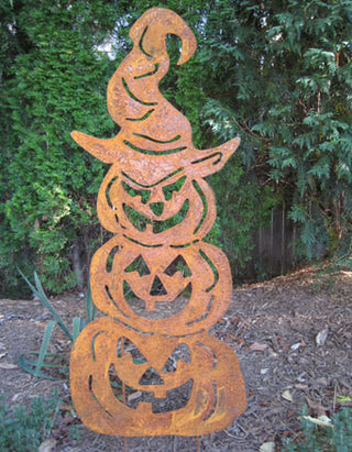 Three Stacked Pumpkins Garden Stake or Wall Hanging / Outdoor Halloween Decoration