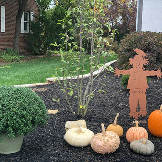 Garden scarecrow