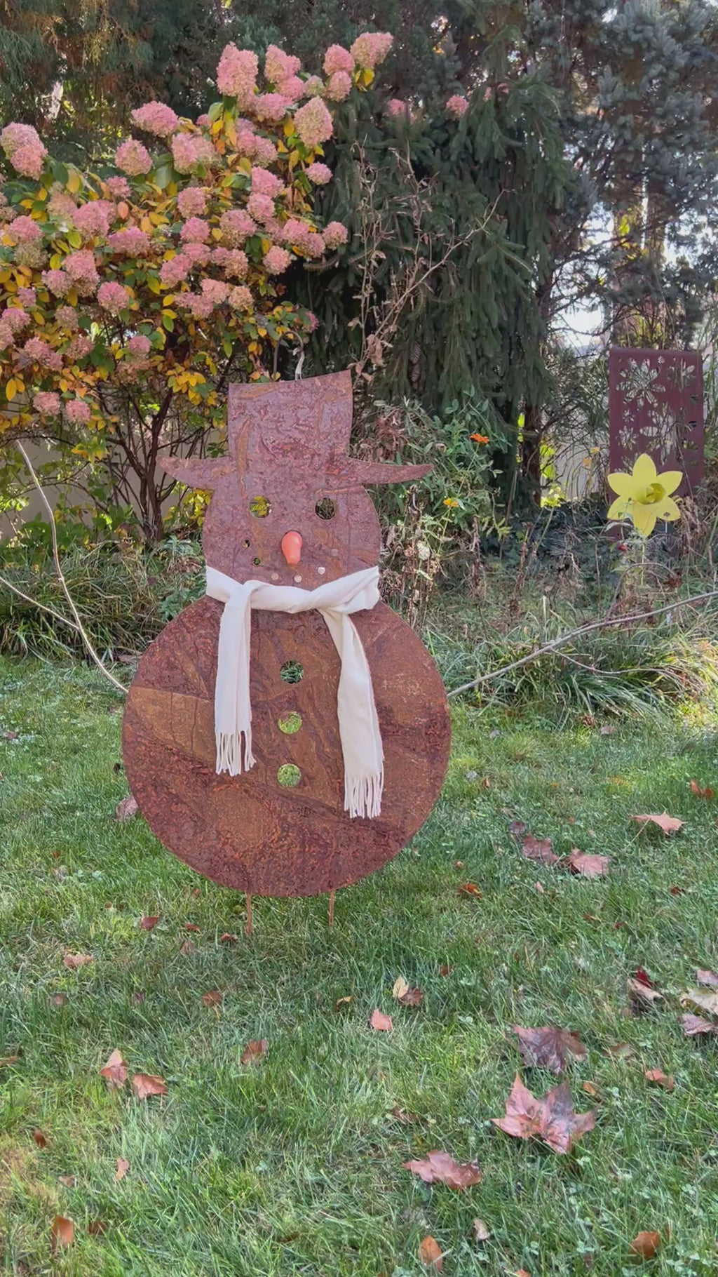 Rusty the snowman